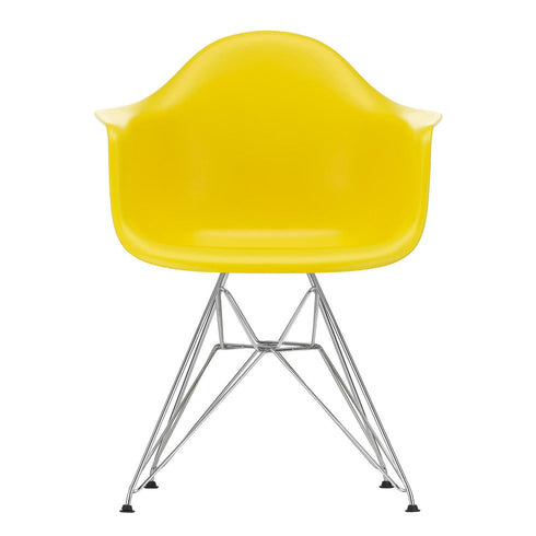Cadeira de Braços em Plástico Eames DAR / Base Cromada